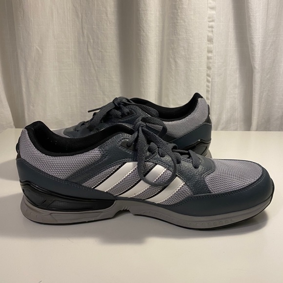 Like New Men’s Adidas ZX95 Sneakers - Picture 7 of 10